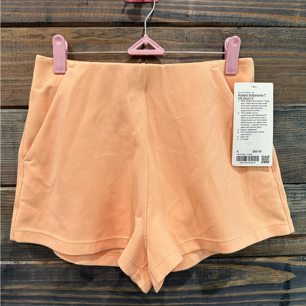 Lululemon Ribbed Softstreme Shorts in Peach NWT